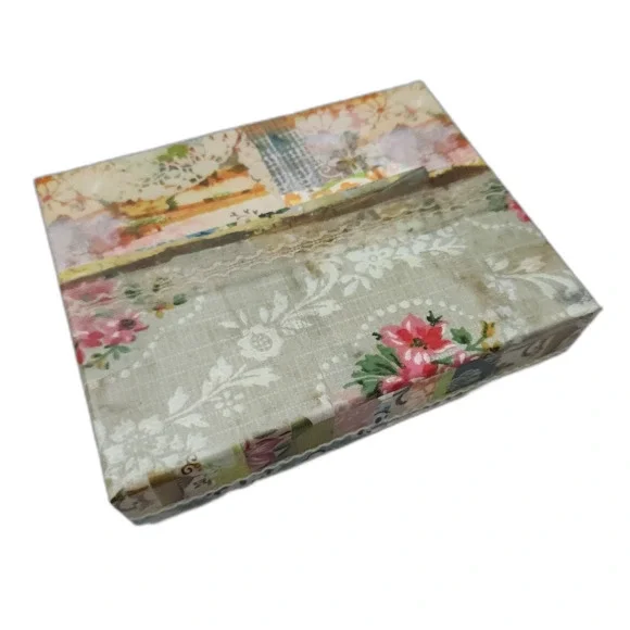 Cards with Lined Envelopes Butterfly by C R Gibson - Picture 7 of 7